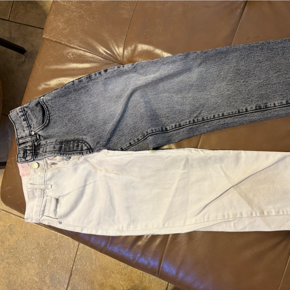 Revice jeans. Sz 25. Black /white jeans. Fun 🖤🤍